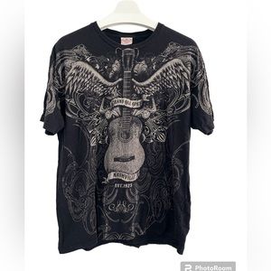 Grand Ole Opry T-shirt guitar with wings design UNISEX‎